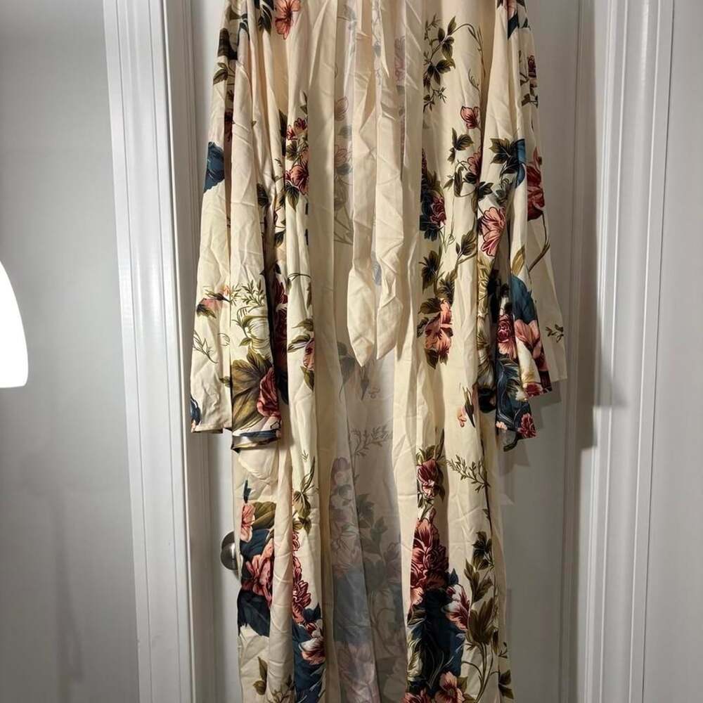 Unbranded Floral Kimono Robe Size 5XL Cream Red Blue Green